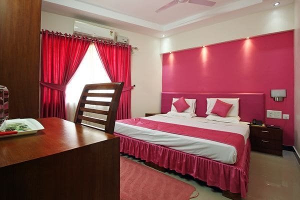 Hotel Metro Plaza Mangalore – budget hotel offering clean rooms and easy access to Mangalore city center and transport facilities